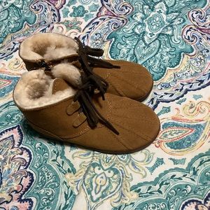 Size 10 boys ugg boots